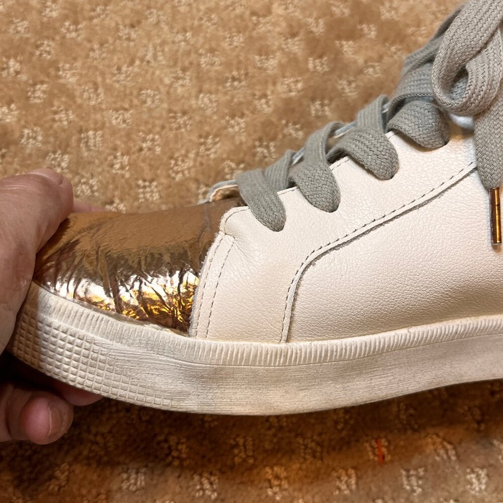 Dolce Vita Zonya Cooper Rose Gold Metallic High Top Sneaker Women’s Size 10 - Picture 10 of 15